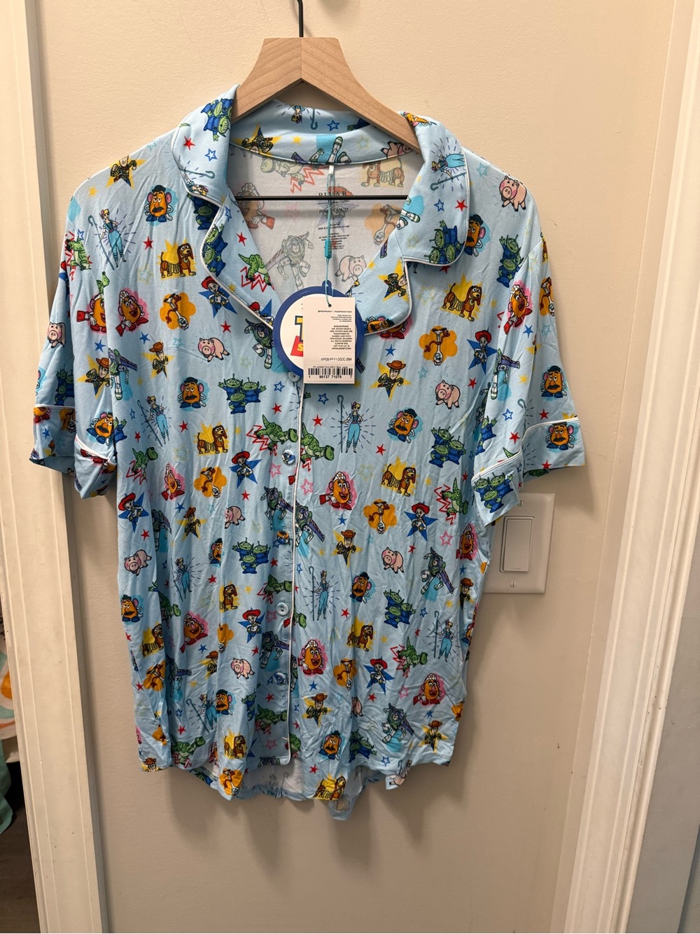 Posh Peanut x Pixar Tot Story Women’s L PJ shirt NWT